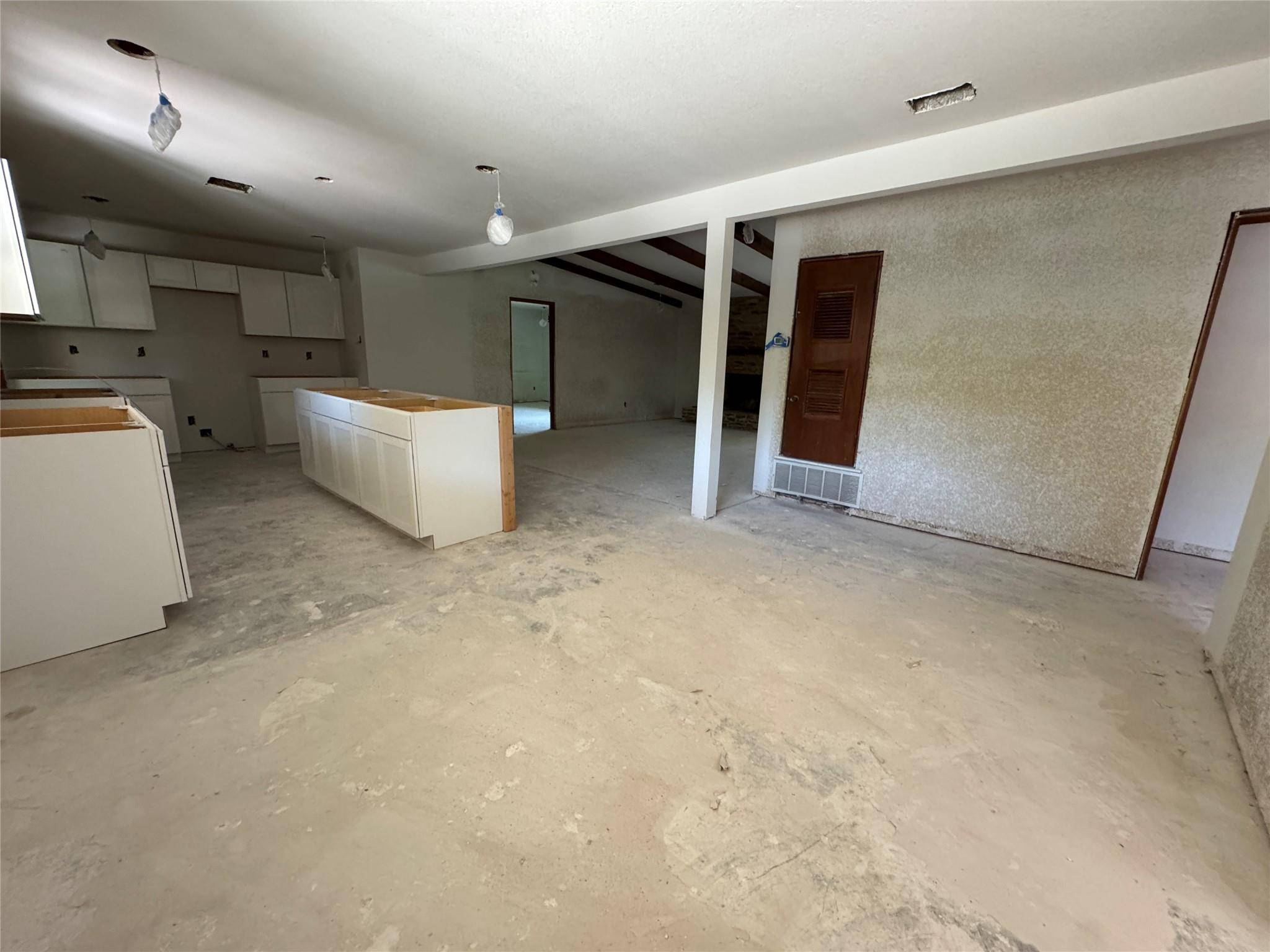 Austin, TX 78758,11302 Eubank DR