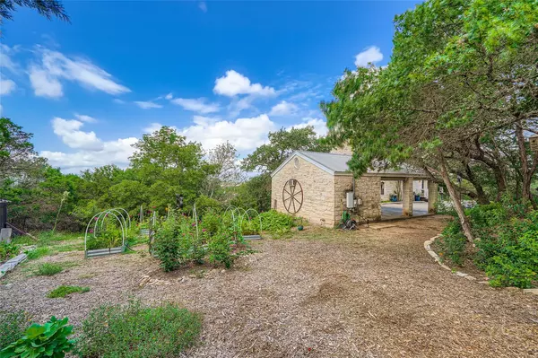 Jonestown, TX 78645,8132 Breeze WAY