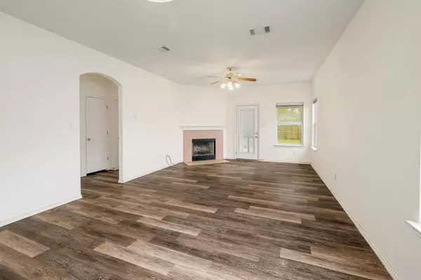 Hutto, TX 78634,408 Wiley ST