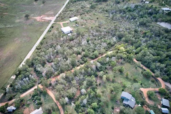 Smithville, TX 78957,123 ABBEY LN