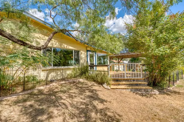 Sunrise Beach, TX 78643,105 Hi View ST