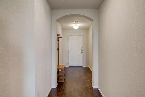 Taylor, TX 76574,403 Kyra LN