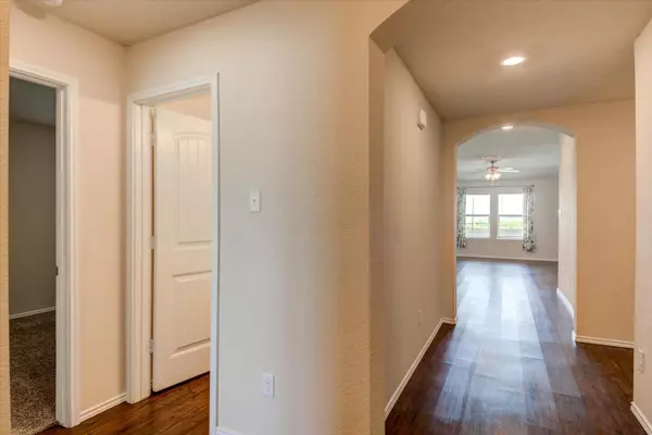 Taylor, TX 76574,403 Kyra LN