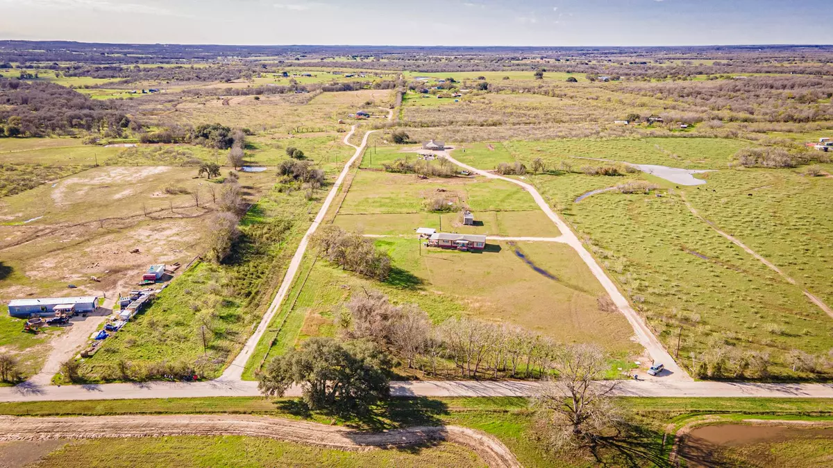 Dale, TX 78616,3370 Pettytown RD
