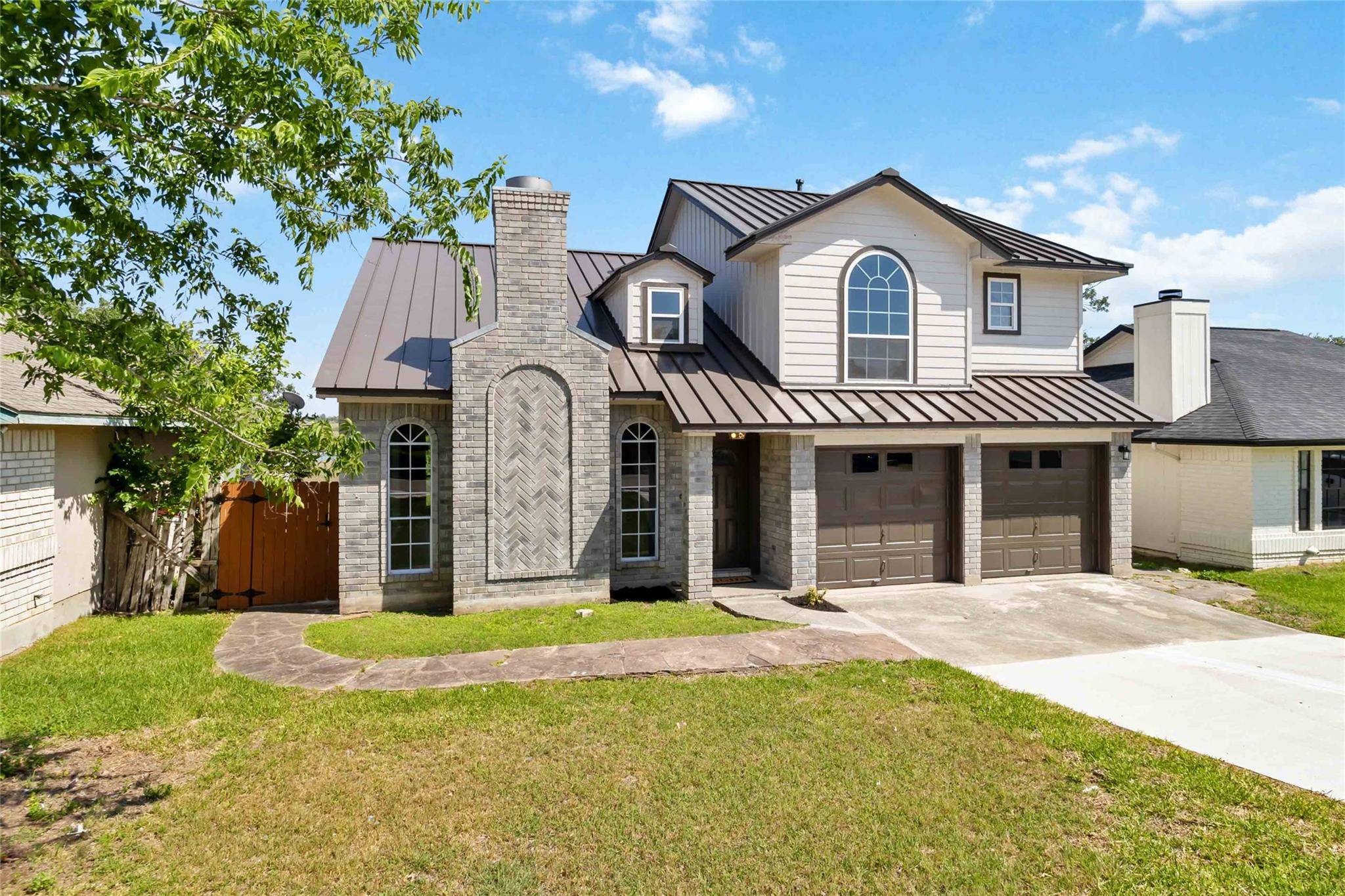 1145 Lago Vista ST, San Marcos, TX 78666