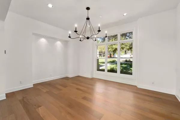 West Lake Hills, TX 78746,1101 Sprague LN