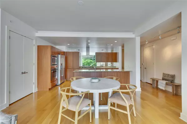 Austin, TX 78704,210 Lee Barton DR #308