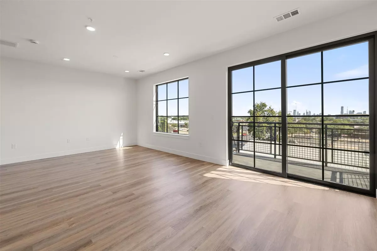 Austin, TX 78745,4315 S Congress Ave #428