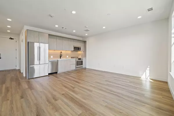 Austin, TX 78745,4315 S Congress Ave #428