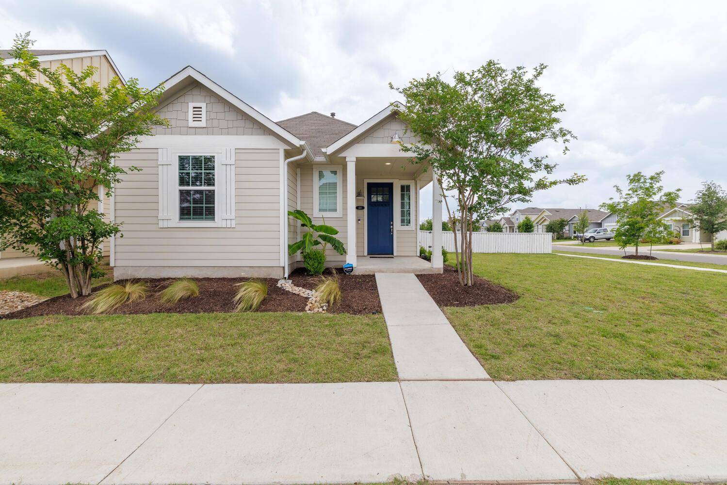 100 Catalina DR, Kyle, TX 78640