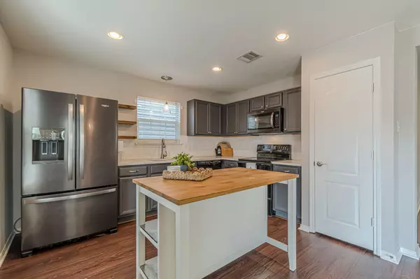 Kyle, TX 78640,403 Mcgarity