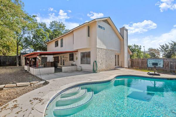 304 11th ST, Pflugerville, TX 78660