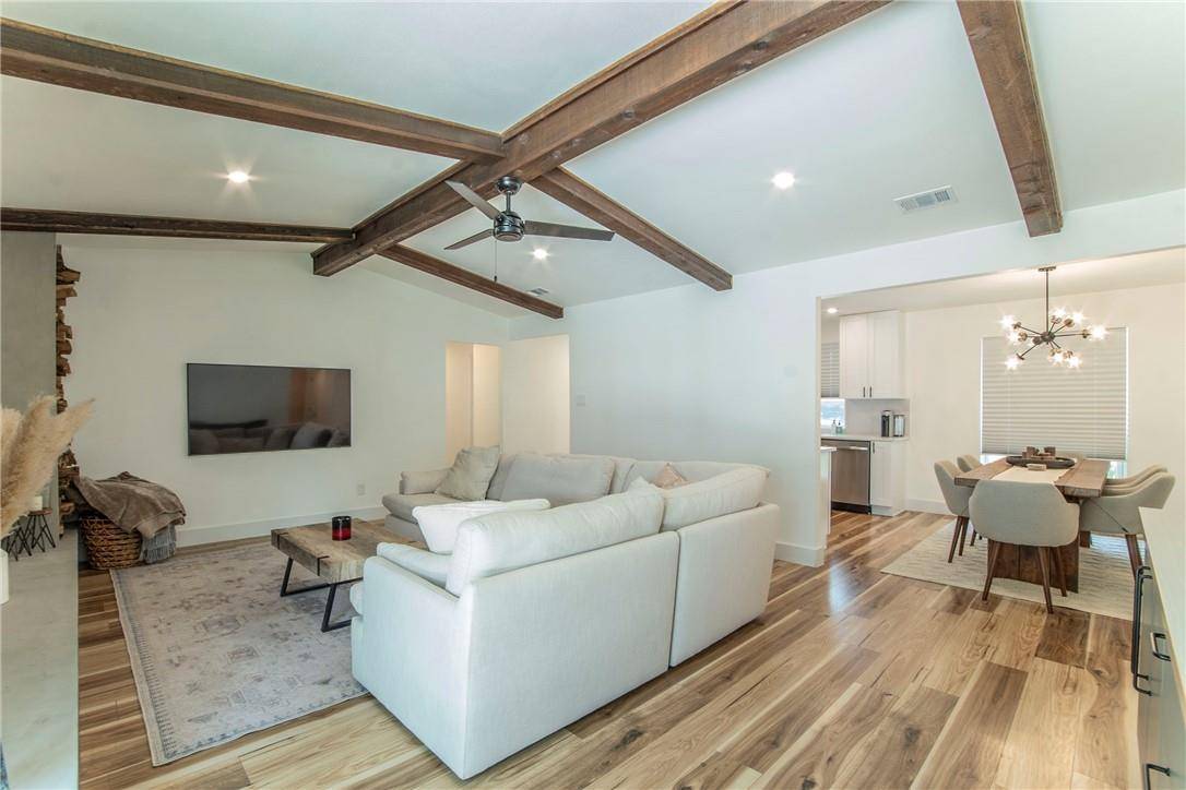 Austin, TX 78724,5702 Whitebrook DR