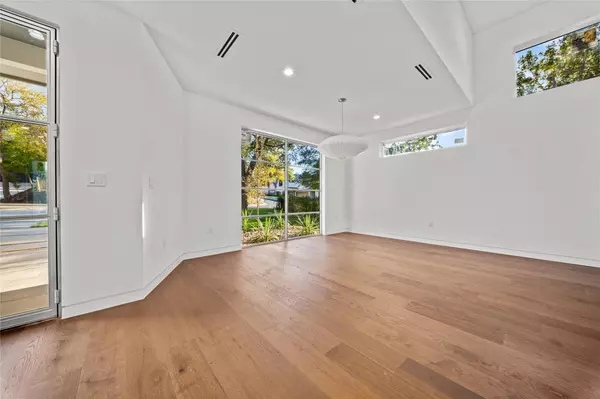 Austin, TX 78704,2904 Westhill DR