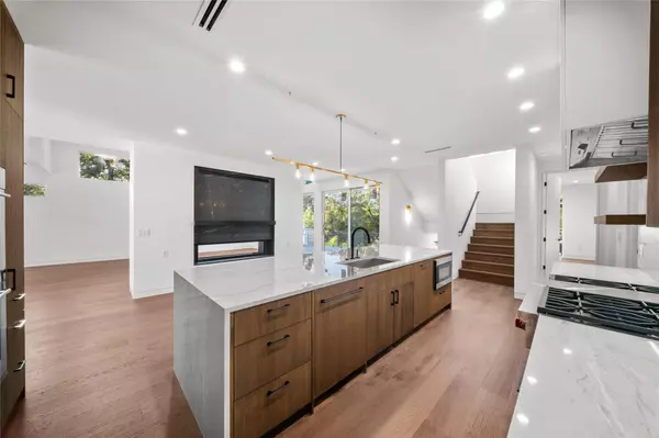 Austin, TX 78704,2904 Westhill DR