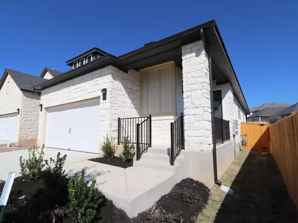 530 Darley Oak DR, Dripping Springs, TX 78620