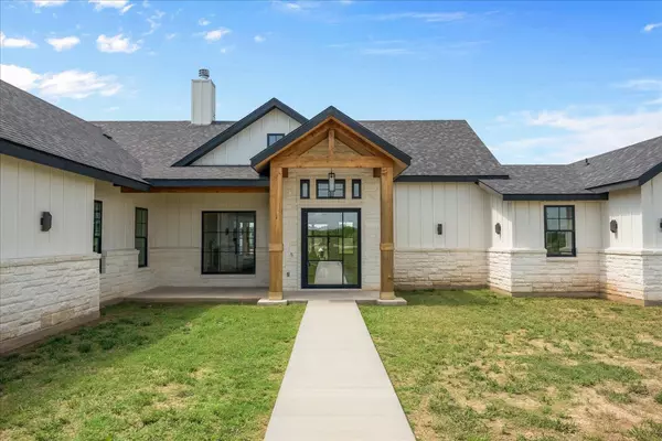 Georgetown, TX 78633,1754 County Road 146 RD