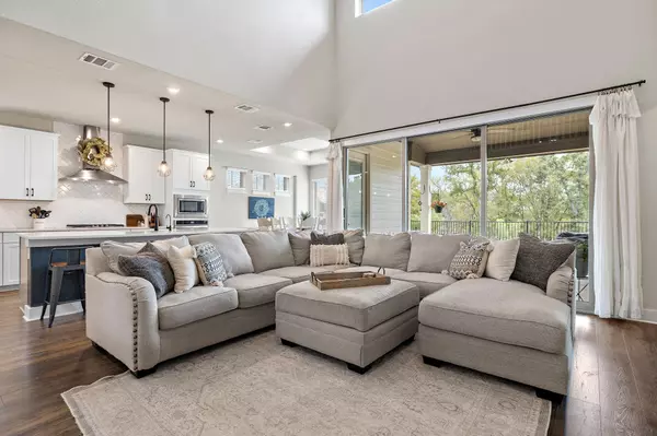 119 Ravello ST, Liberty Hill, TX 78642