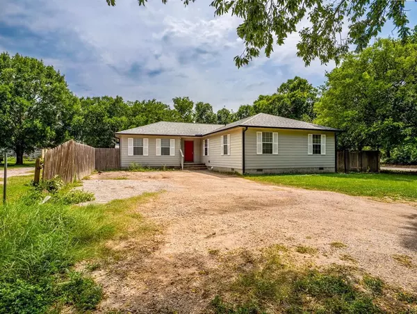 Burnet, TX 78611,601 E Marble ST