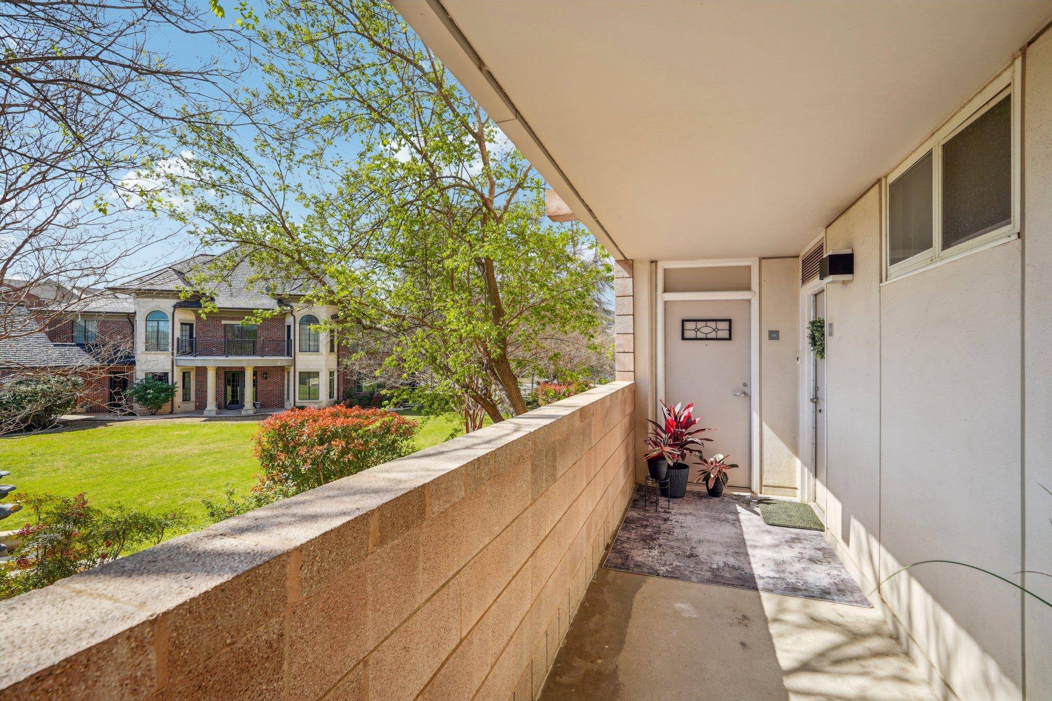 Kerrville, TX 78028,1000 Guadalupe ST #1D & G3