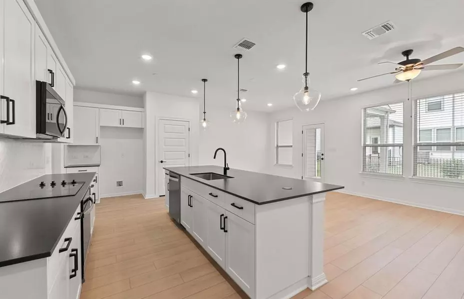 2725 Woodall DR #1602, Cedar Park, TX 78613