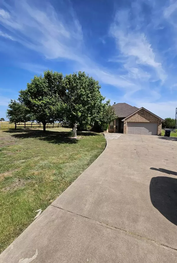 Jarrell, TX 76537,1100 County Road 313 RD