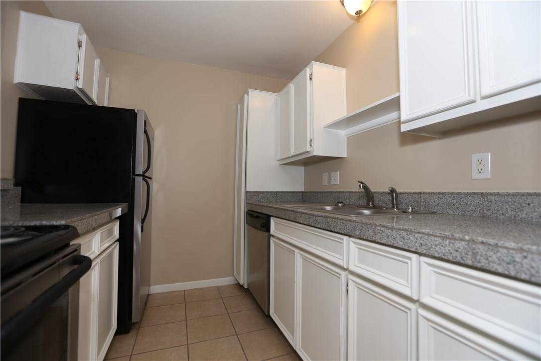 Austin, TX 78705,400 W 35TH ST #202