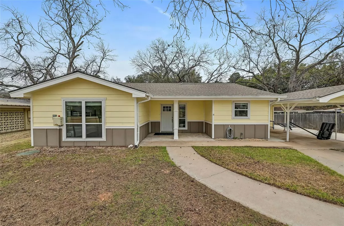 Kingsland, TX 78639,5306 Bedford