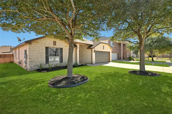 Buda, TX 78610,124 Desert Springs CV