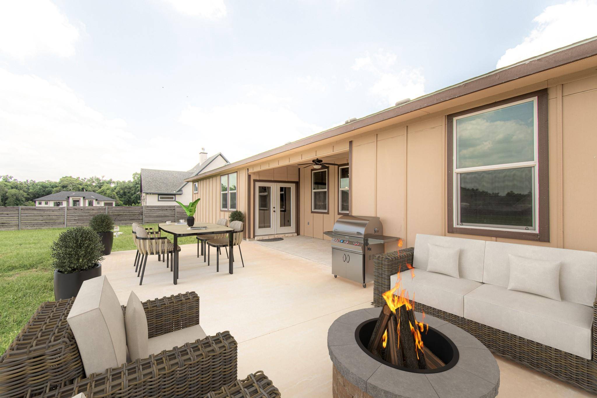Elgin, TX 78621,121 Grassy LN