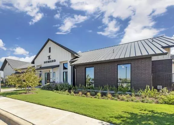 Manor, TX 78653,2908 E Howard LN #08205
