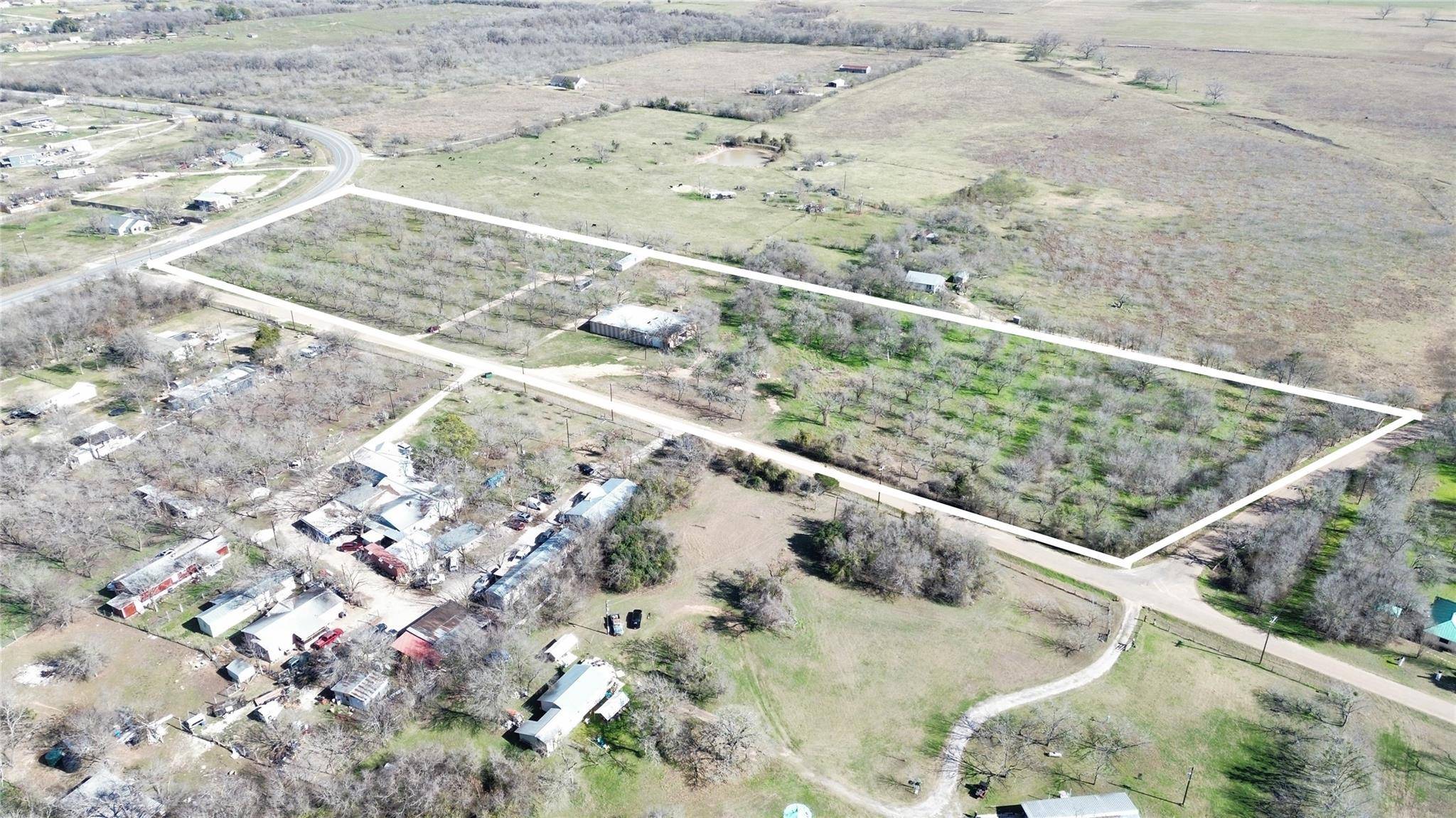 Elgin, TX 78621,123 LAZY RIVER LN