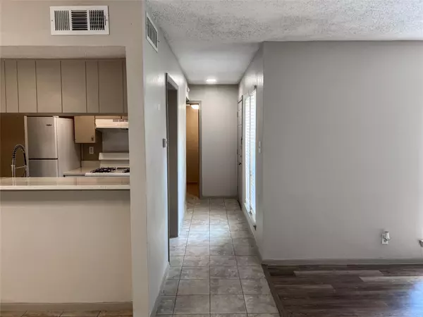 Austin, TX 78752,7206 Creekside DR #C
