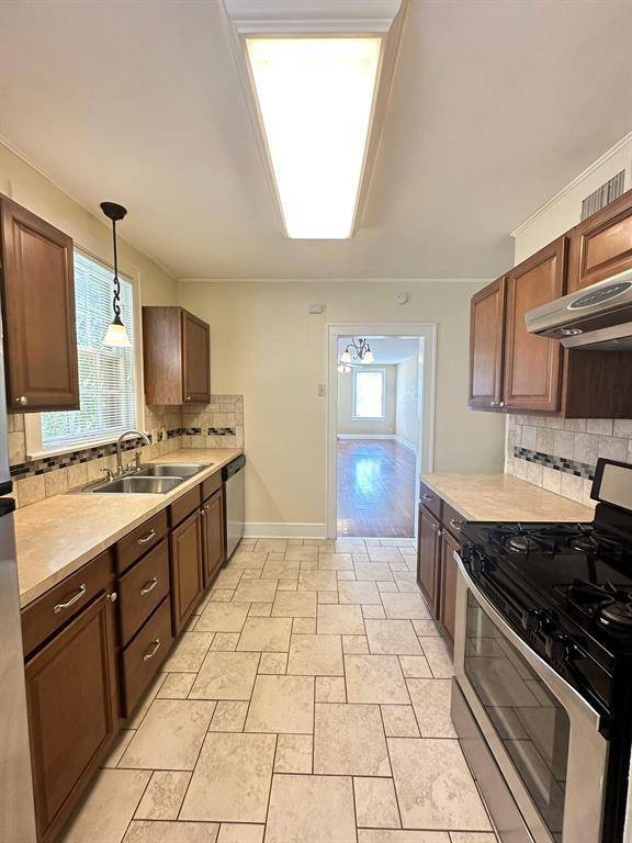 Austin, TX 78705,3210 Hemphill Park #B