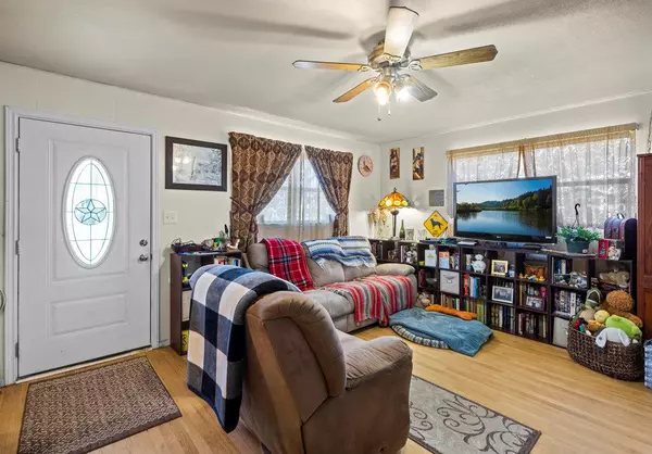 Cottonwood Shores, TX 78657,815 Cypress LN