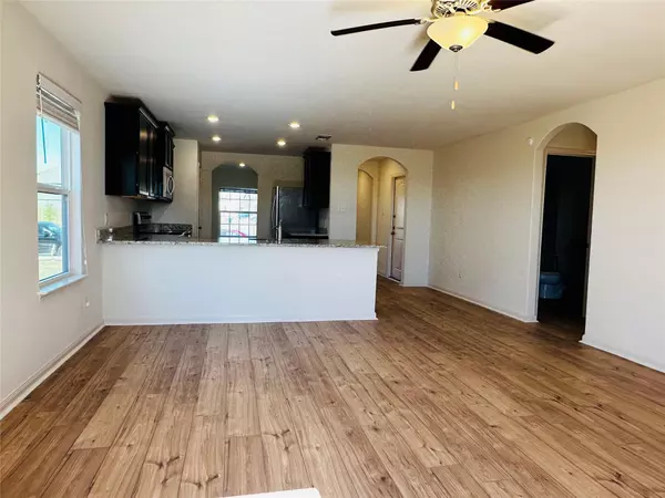 Elgin, TX 78621,18501 Quiet Range DR