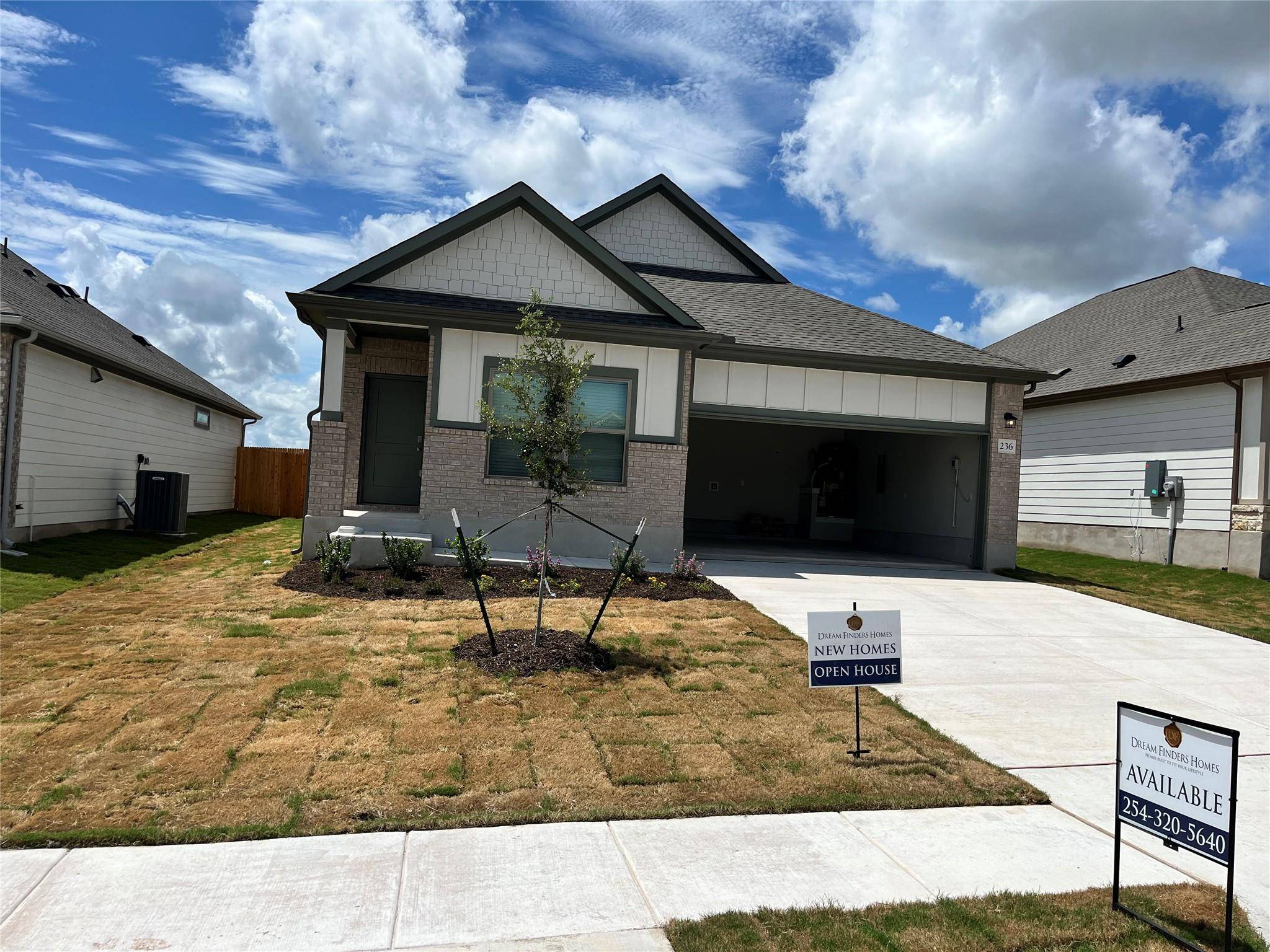 236 Little Green TRL, Jarrell, TX 76537