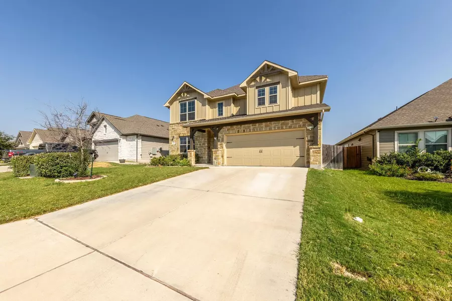 134 Finley ST, Hutto, TX 78634