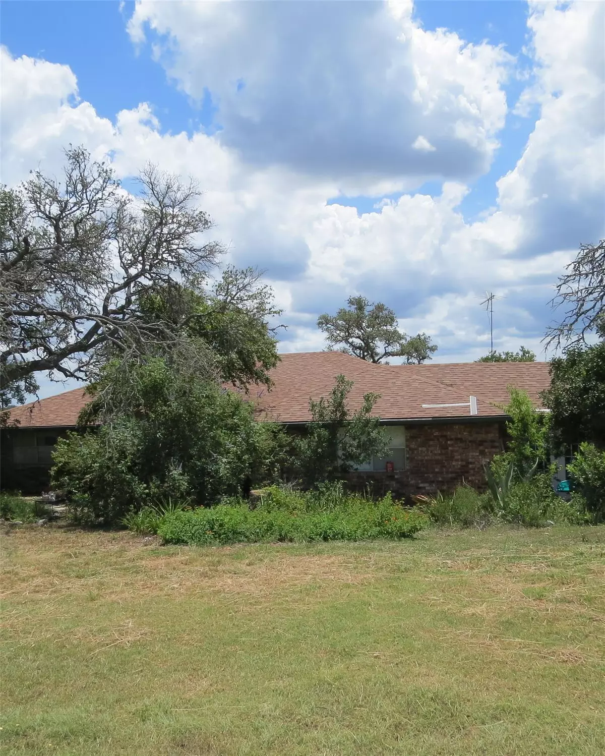 Dripping Springs, TX 78620,300 Oak Springs DR