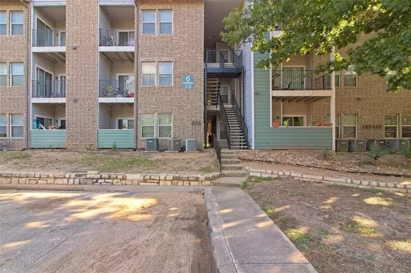 Austin, TX 78758,12166 Metric BLVD #354