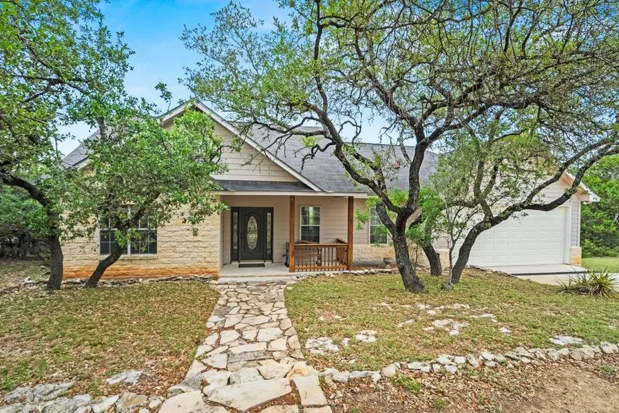 1159 Stallion Springs DR, Fischer, TX 78623