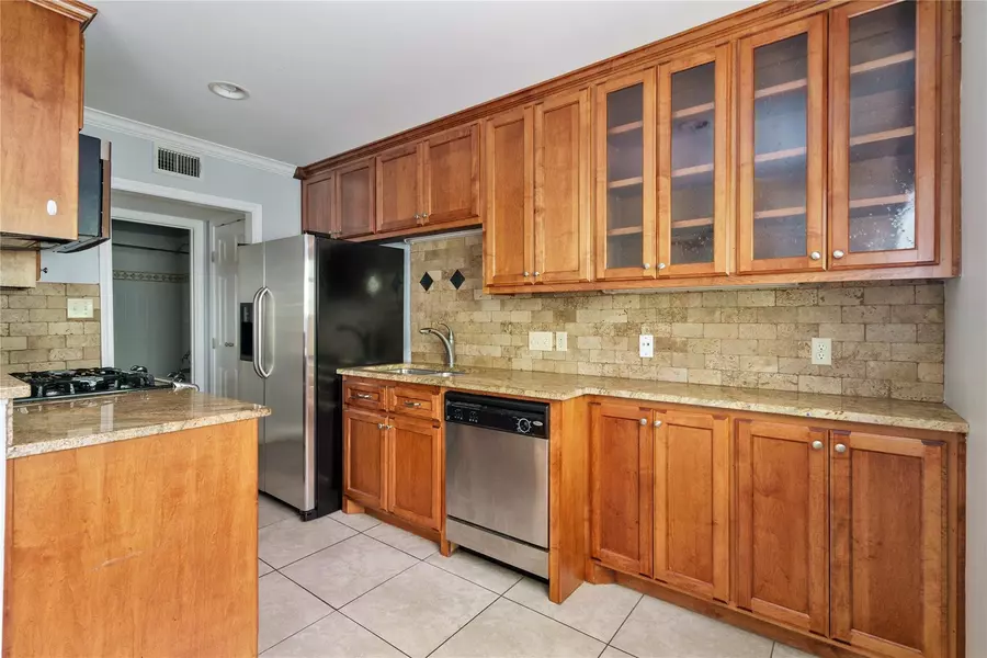 407 E 45th ST #211, Austin, TX 78751