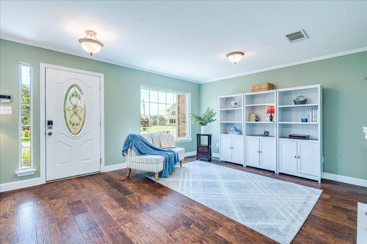 Georgetown, TX 78633,200 S Prairie LN