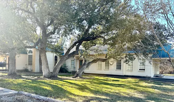 Bertram, TX 78605,410 N West