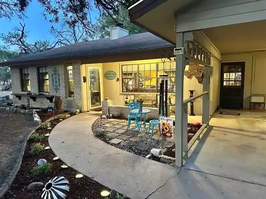 Marble Falls, TX 78654,106 Redbird ST