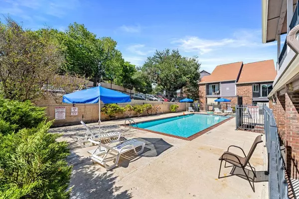 Austin, TX 78741,1840 Burton DR #172