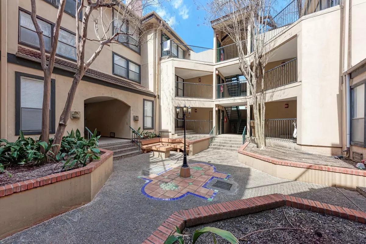 Austin, TX 78705,2110 Rio Grande ST #107