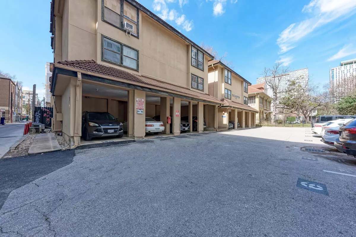 Austin, TX 78705,2110 Rio Grande ST #107
