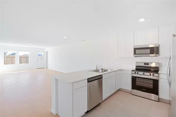 Jarrell, TX 76537,241 Kings Row LN