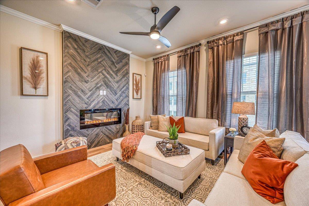 245 John Webster ST, Leander, TX 78641